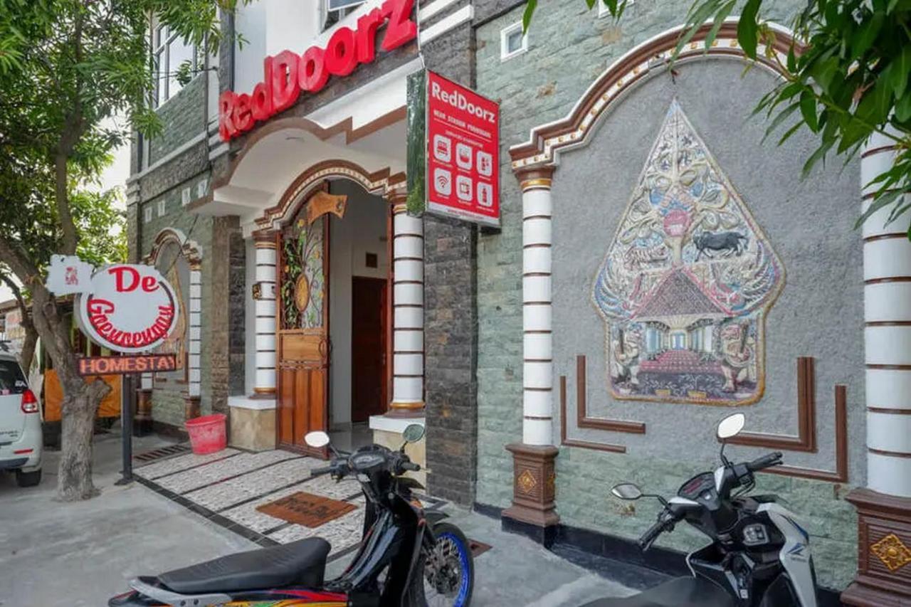 Reddoorz Near Stasiun Purwosari Ξενοδοχείο Solo Εξωτερικό φωτογραφία